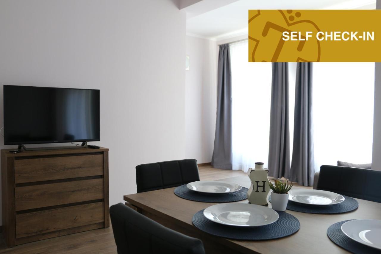 Apartments Moravska 24 Karlovy Vary Bagian luar foto
